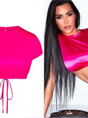 Skims woven shine crop top in Raspberry